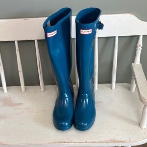 Hunter Glossy Blue Rain Boots